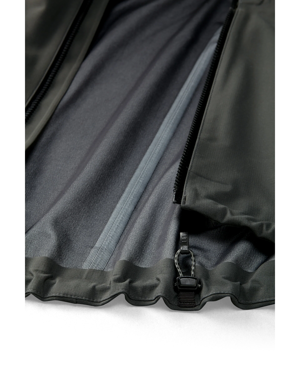KUIU Kutana Storm Shell Jacket | Gunmetal
